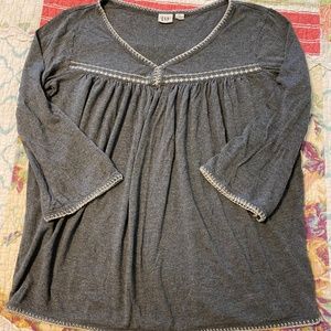 4/$12 or 3/$9  Adorable Peasant Style Top